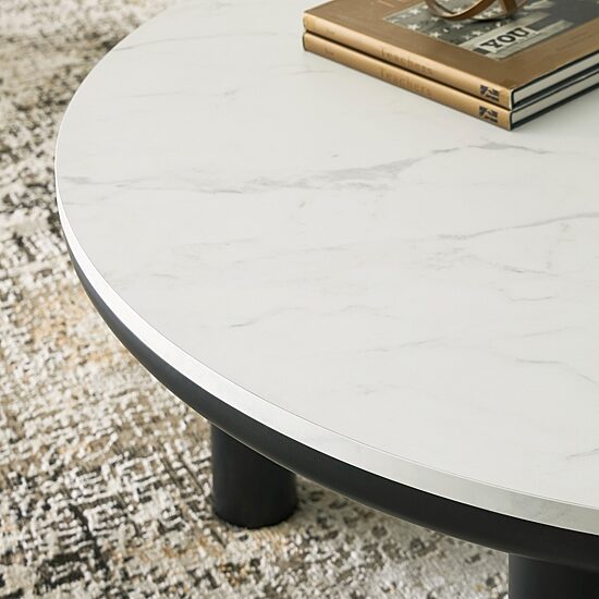 Signature Design by Ashley Yanceyville Table Set of 3