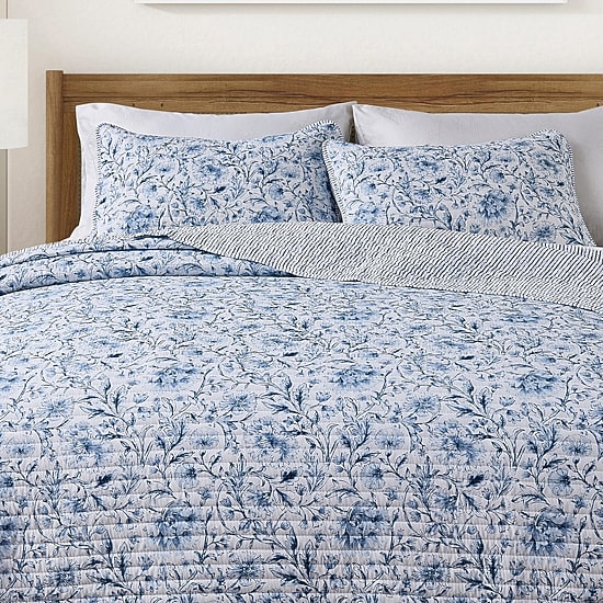 Linery Lightweight Floral Reversible Quilt Set