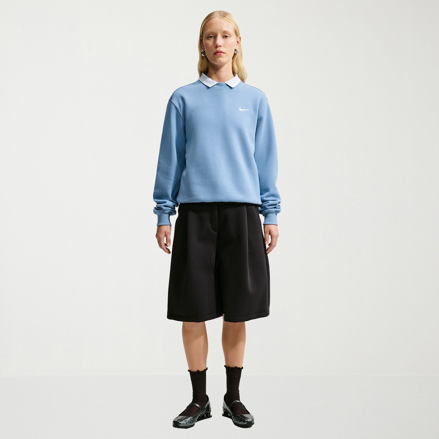 Nike Womens Crew Neck Long Sleeve Sweatshirt