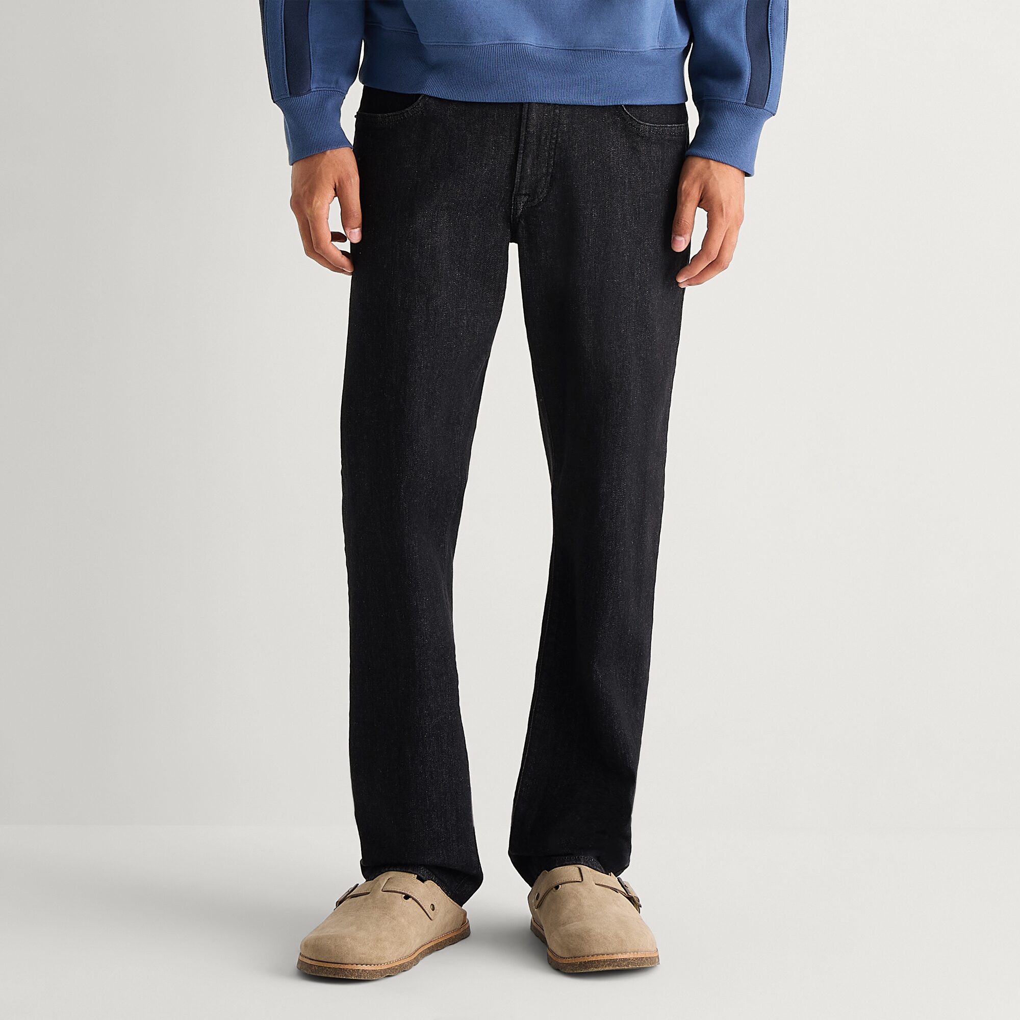 Arizona Mens Tapered Leg Athletic Fit Jean