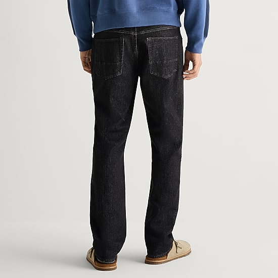 Arizona Mens Tapered Leg Athletic Fit Jean