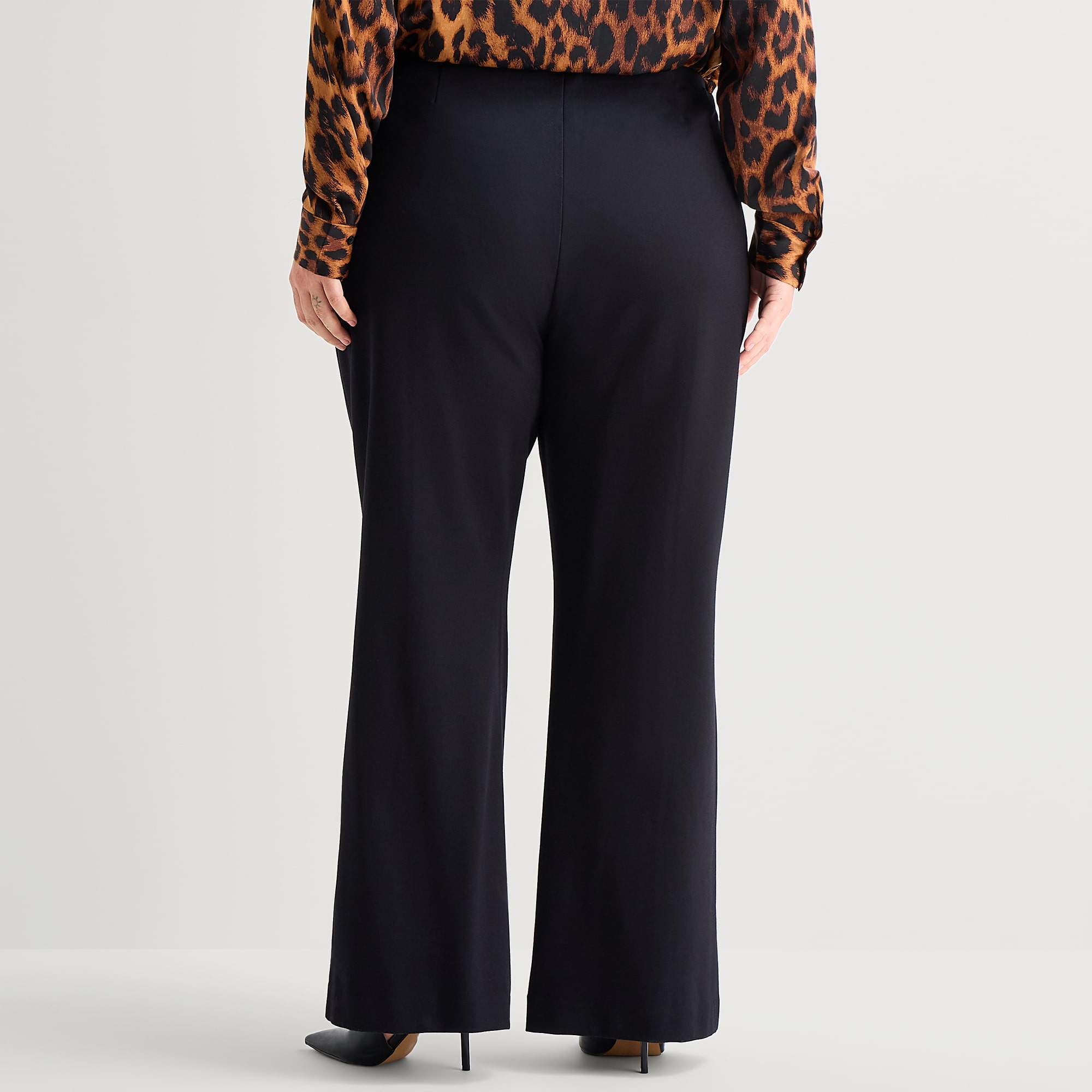 Bold Elements Womens Plus Slim Pull-On Pant