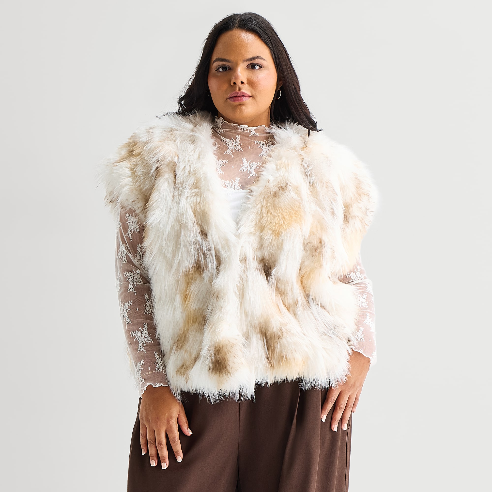 A.N.A Womens Plus Midweight Faux Fur Vest