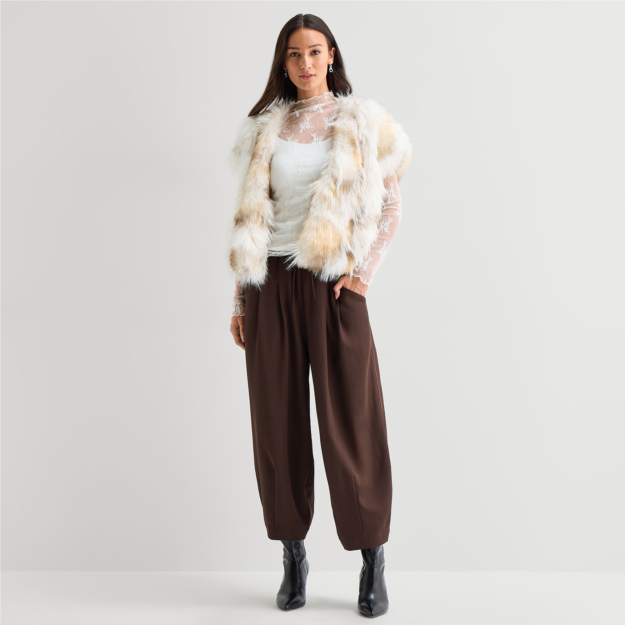A.N.A Womens Midweight Faux Fur Vest