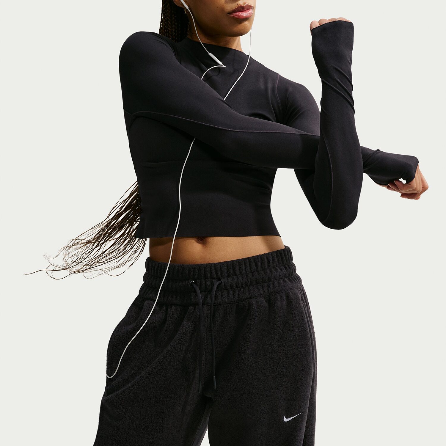Nike Womens Drawstring Waist Cuffed Mid Rise Relaxed Fit Active Jogger Pant