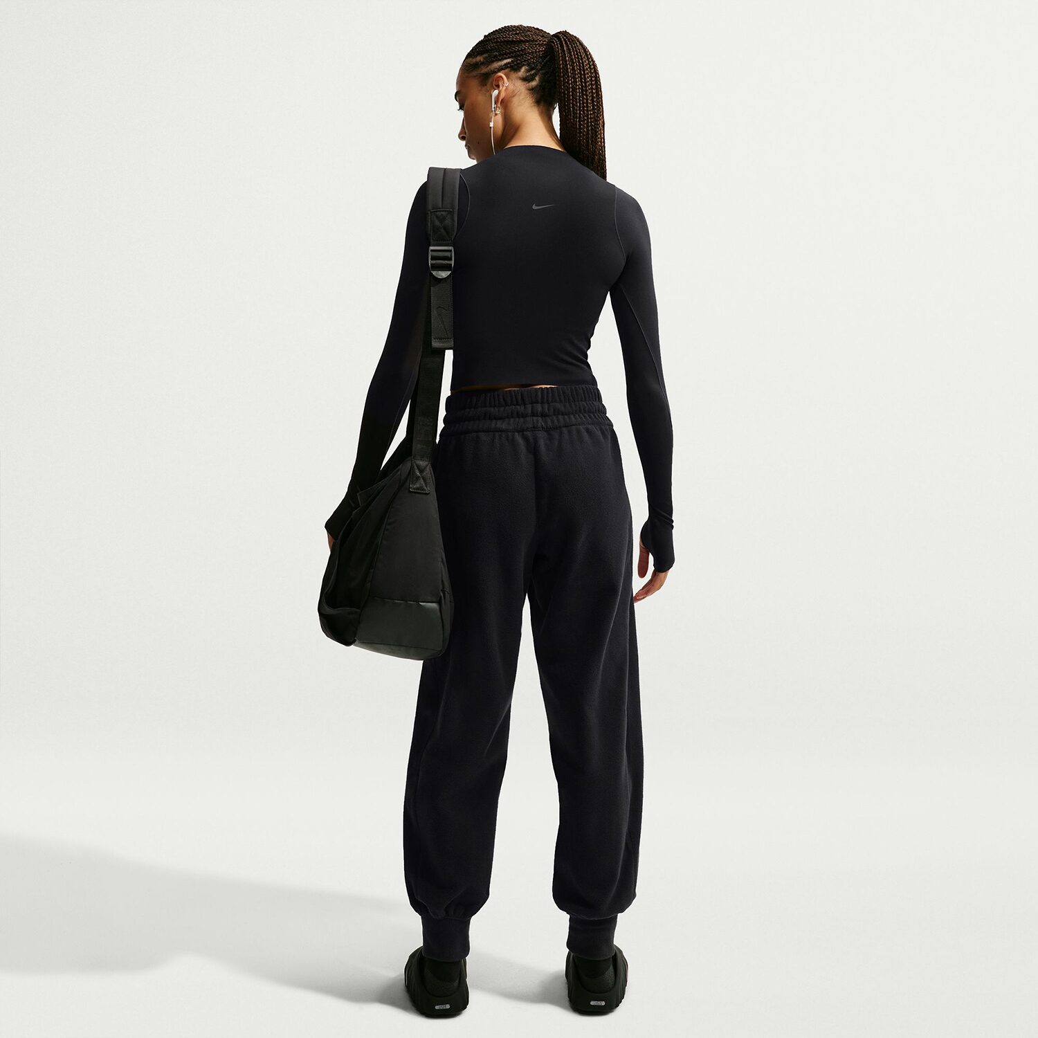 Nike Womens Drawstring Waist Cuffed Mid Rise Relaxed Fit Active Jogger Pant