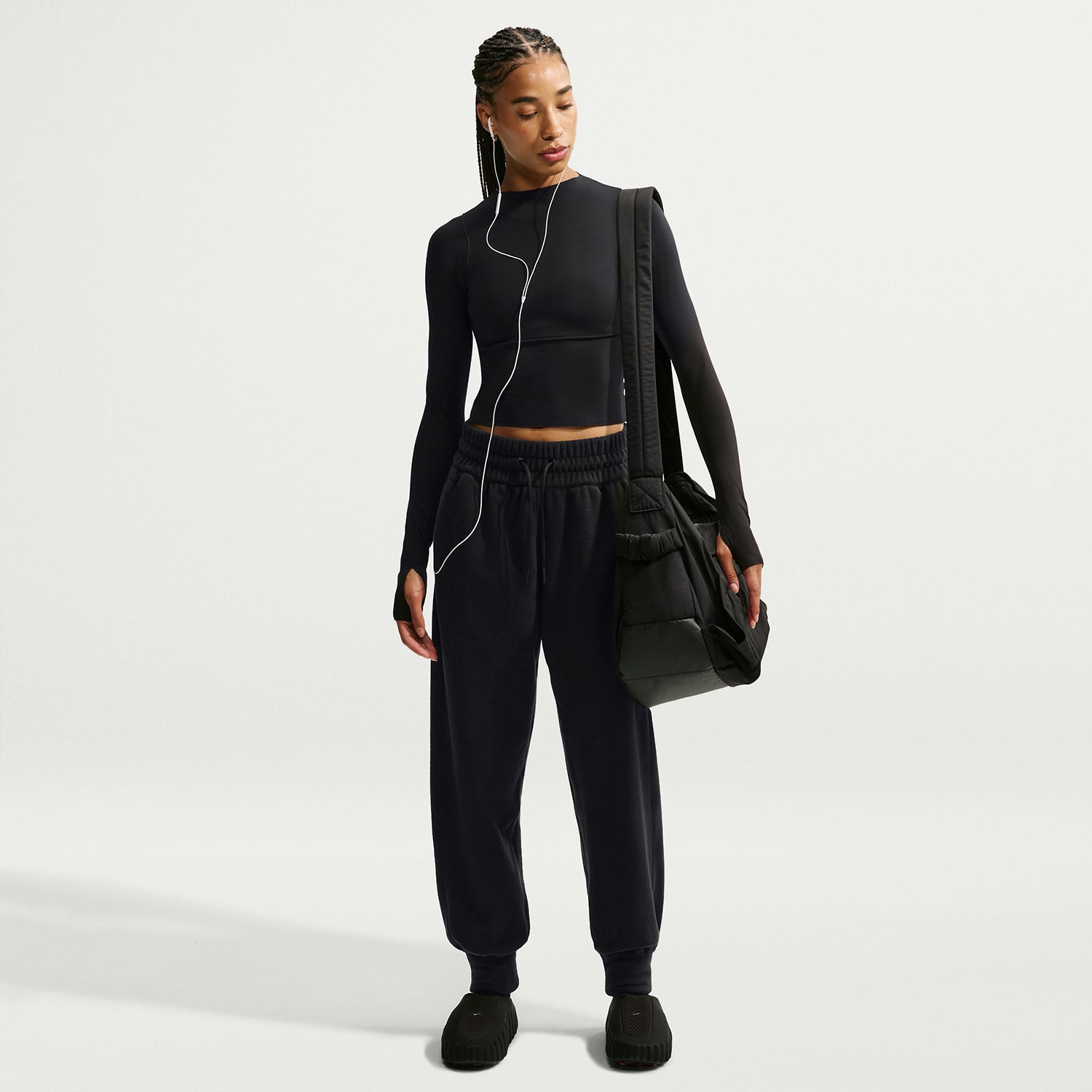 Nike Womens Drawstring Waist Cuffed Mid Rise Relaxed Fit Active Jogger Pant