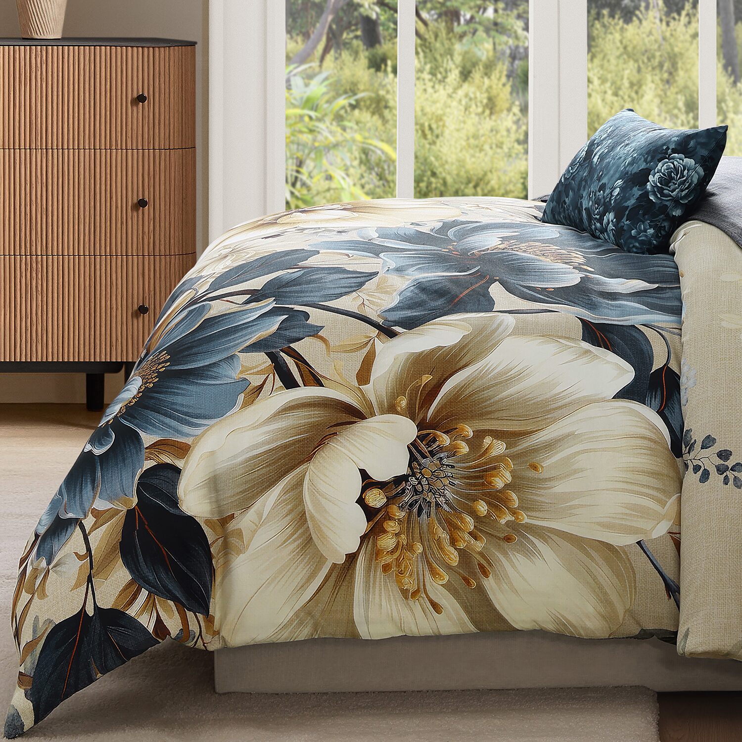Bebejan English Manor 5-pc. Midweight Reversible Comforter Set
