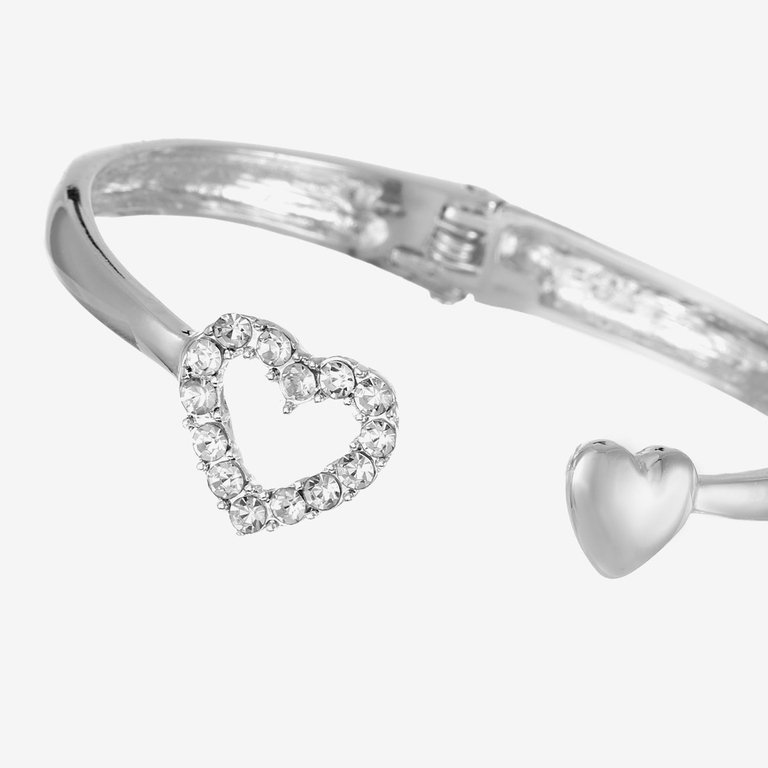 Liz Claiborne Womens Glass Heart Bangle Bracelet