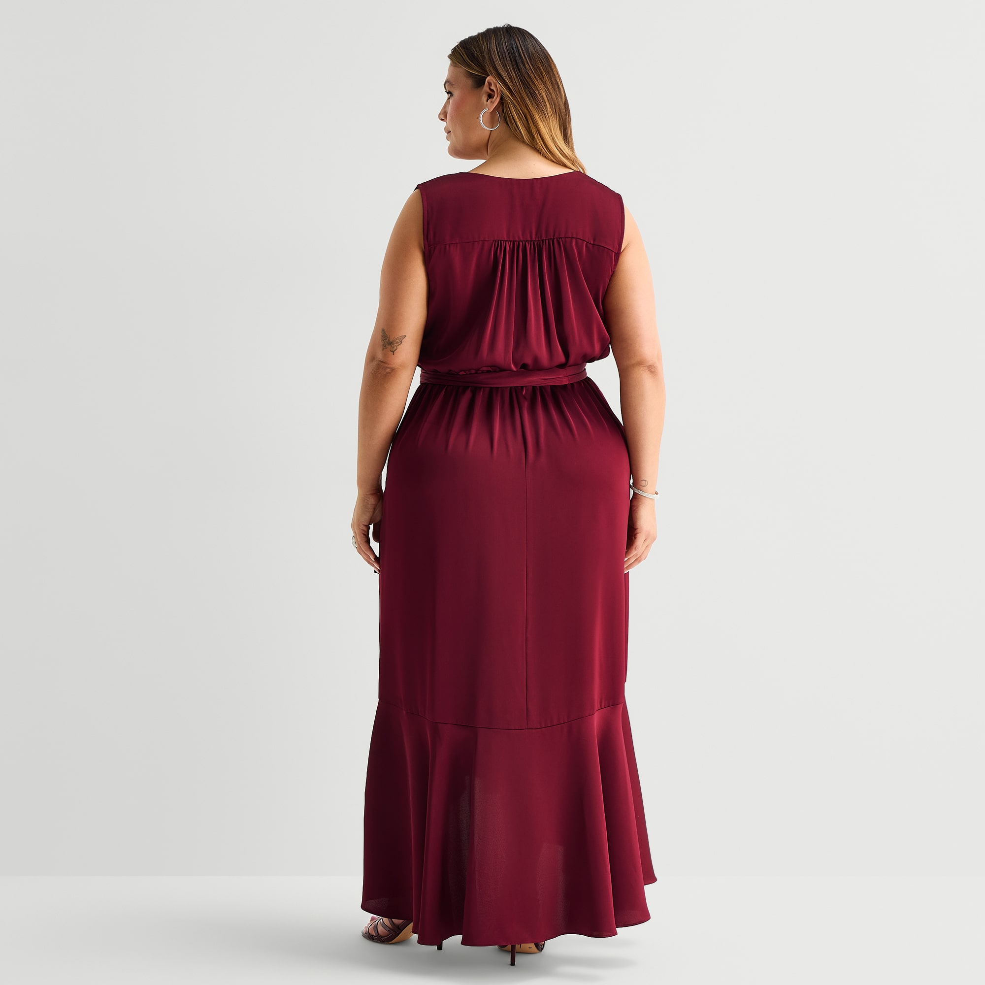 Premier Amour Womens Plus High-Low V Neck Sleeveless Satin Evening Gown
