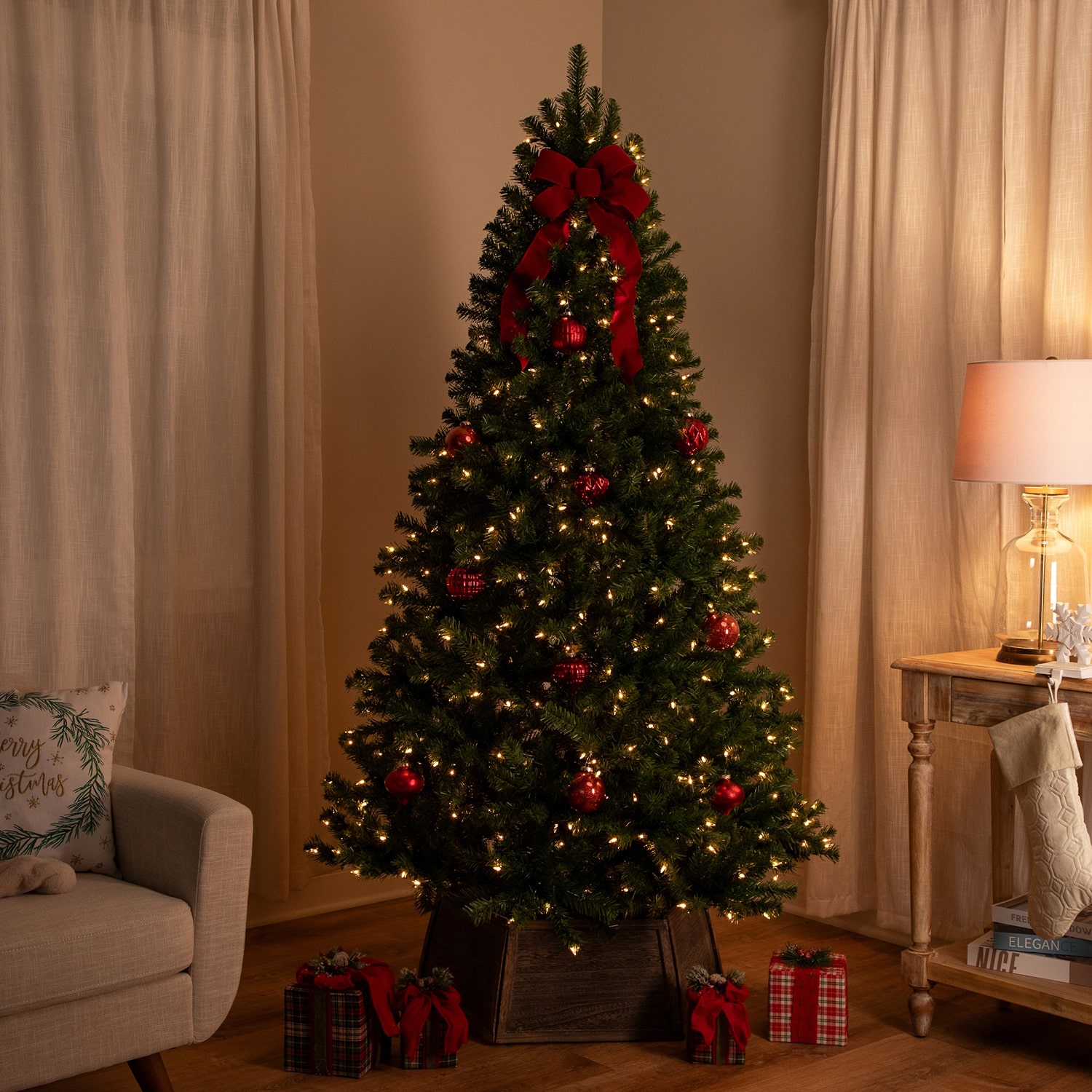 Northlight 7ft Pre Lit Full Pendleton Spruce Artificial Lights 7 Foot Pre-Lit Spruce Christmas Tree