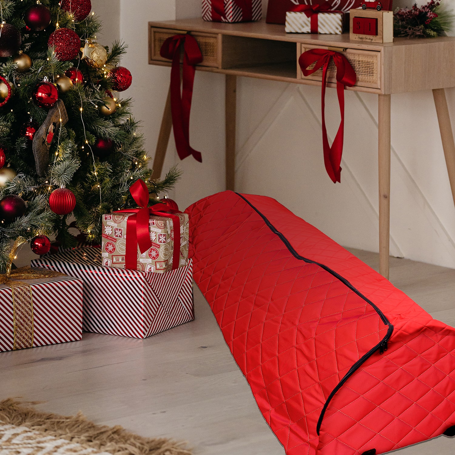 Northlight 8ft Quilted Rolling Tree Storage Bag For Trees Up To 7.5ft Storage Bag