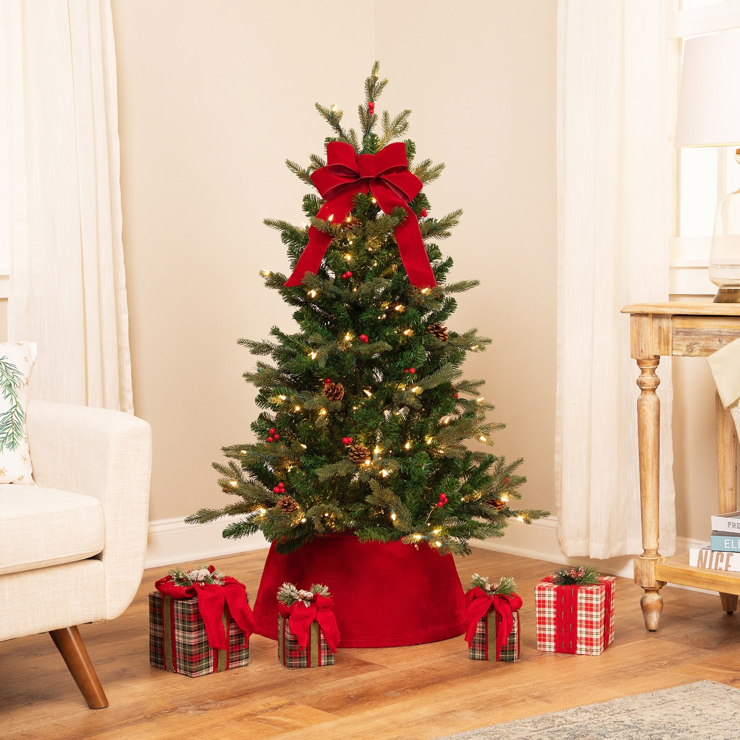 Northlight 5ft Real Touch Pre Lit Mixed Noble Spruce Artificial 5 Foot Pre-Lit Spruce Christmas Tree