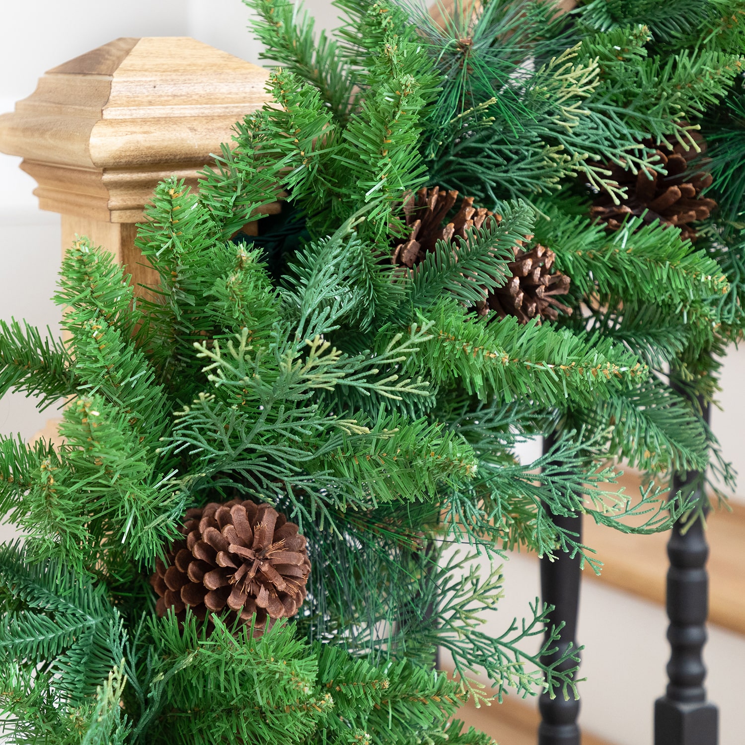 Northlight 10ft Pine And Cedar Artificial With Pinecones Christmas Outdoor Garland