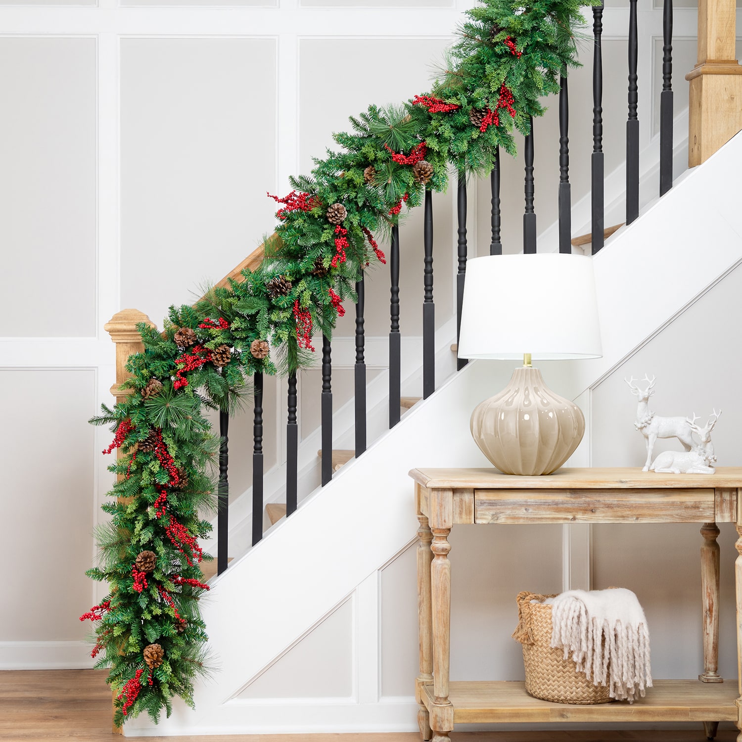 Northlight 10ft Cypress And Cedar Artificial Christmas Outdoor Garland