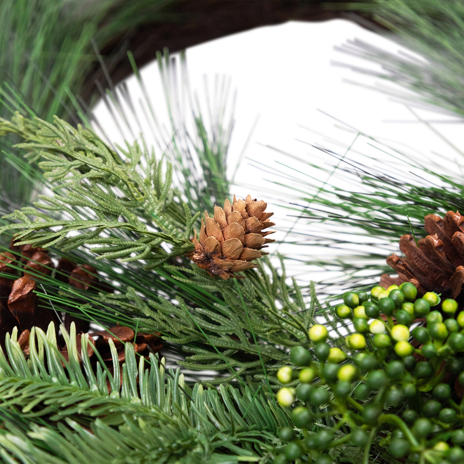 Northlight 26" Long Needle Pine Berries And Pinecone Artificial Wreath