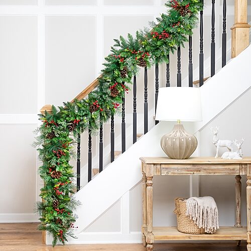 Northlight 10ft Mixed Pine With Berries Artificial Christmas Outdoor Garland, One Size, Green