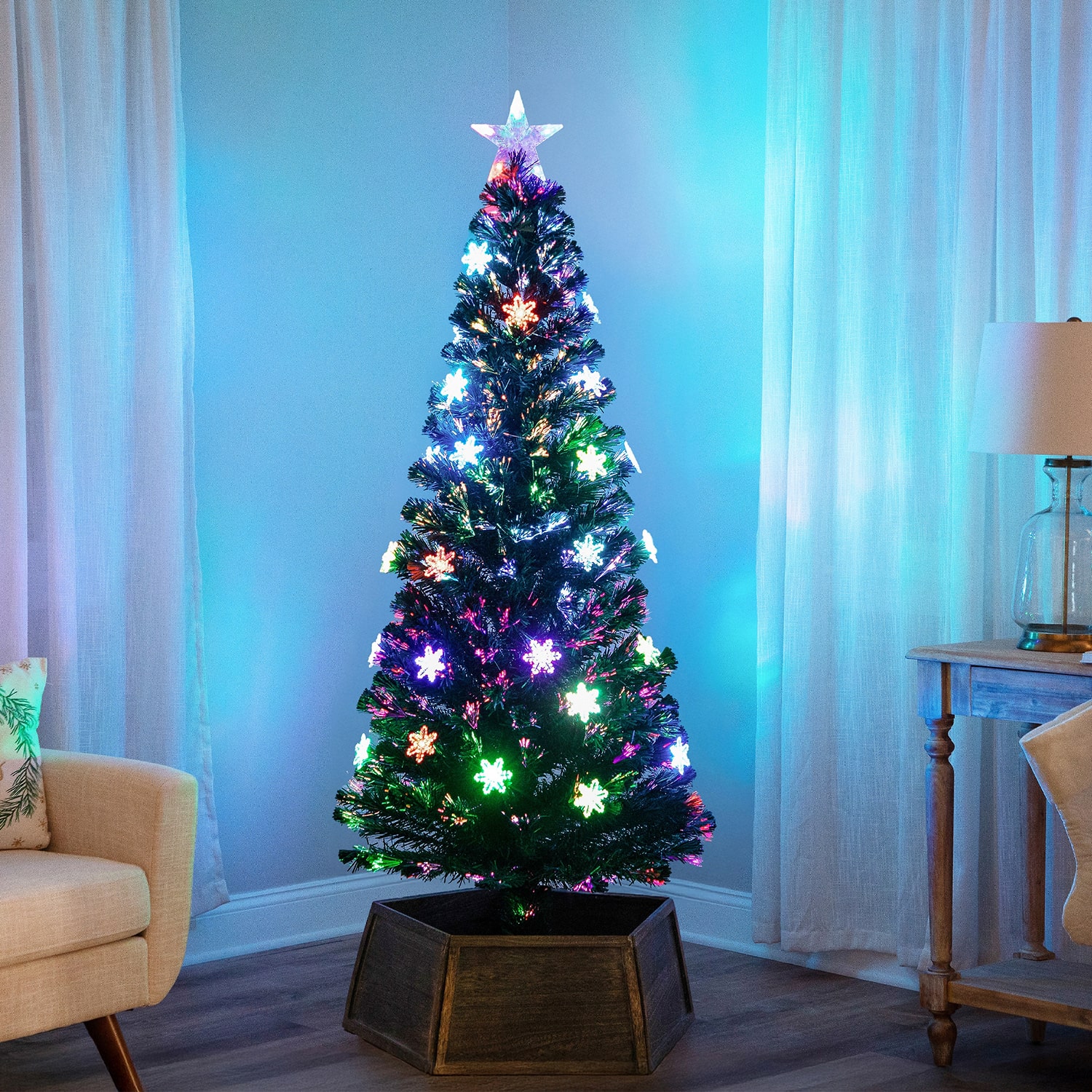Northlight Led Snowflake Fiber Optic Artificial Lights 6 Foot Pre-Lit Pine Christmas Tree