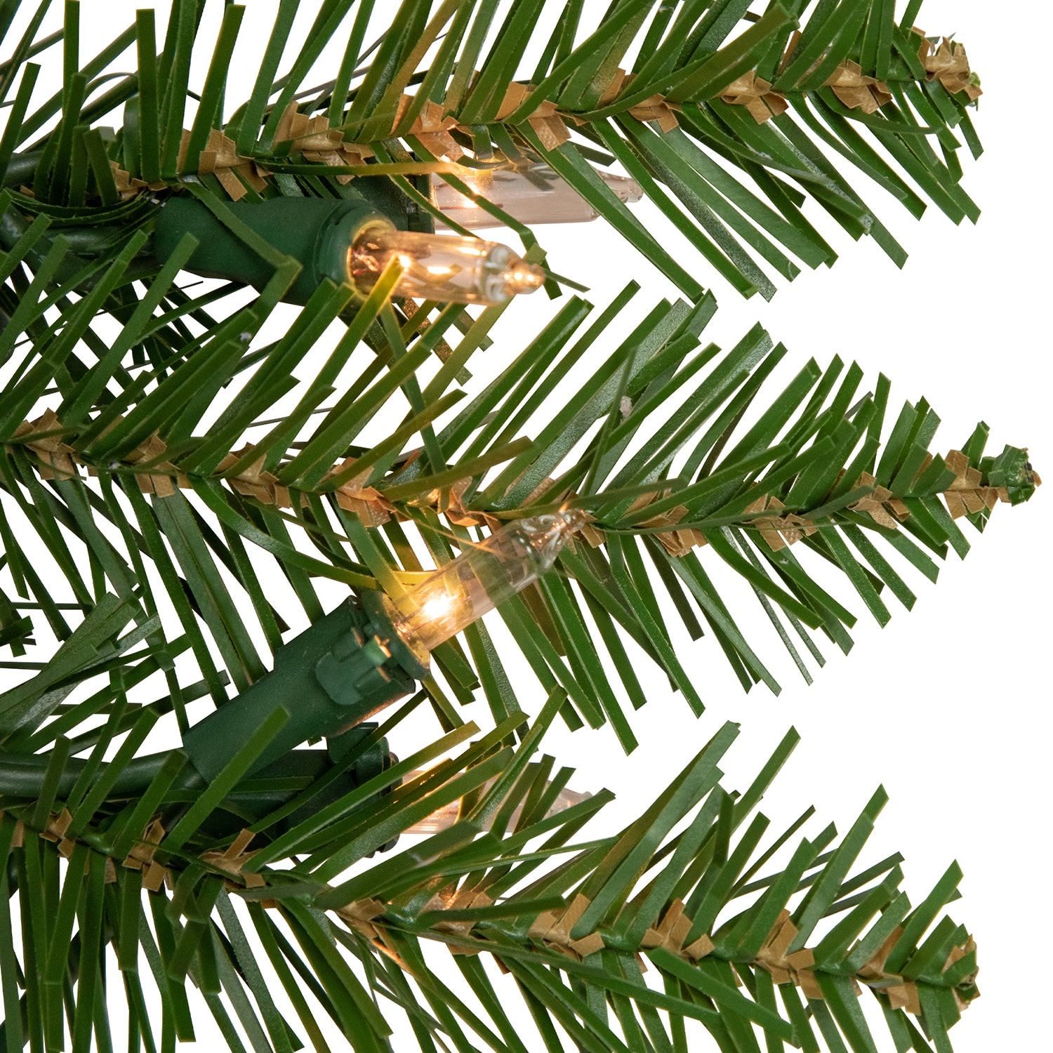 Northlight 48" Rockwood Pine Artificial Lights Pre-Lit Wreath