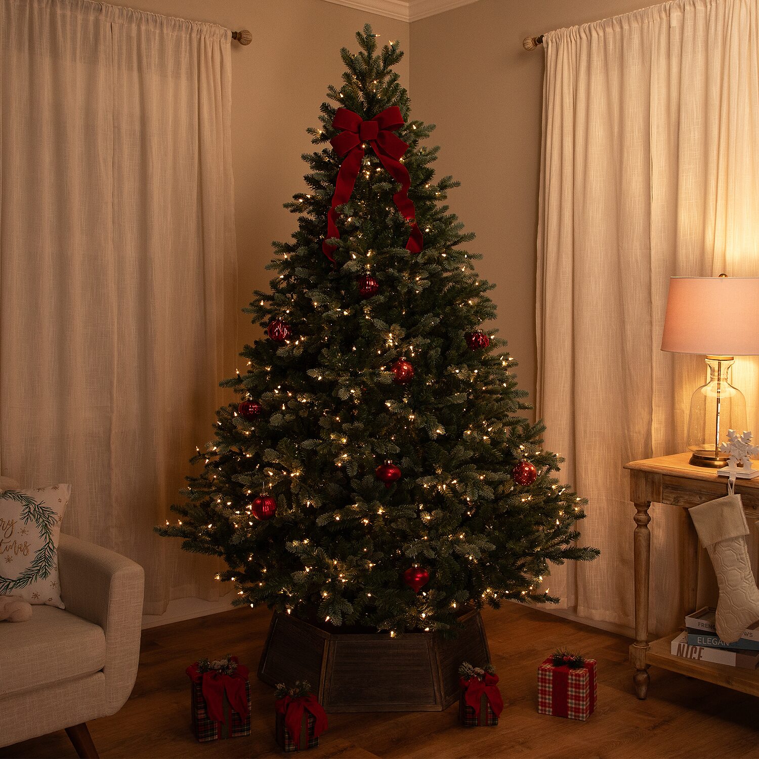 Northlight Real Touch Full Spruce Artificial 8 Foot Pre-Lit Spruce Christmas Tree