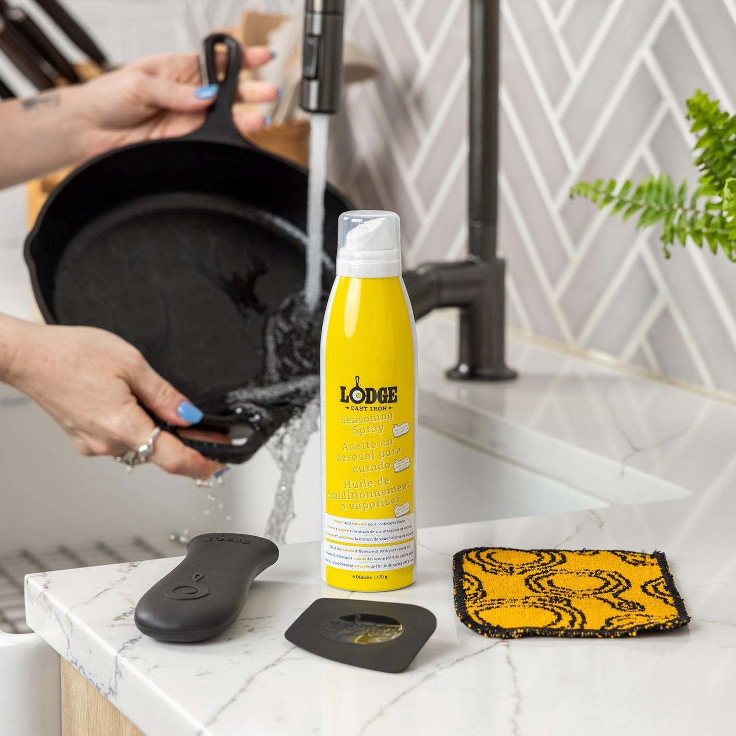 Lodge Cookware Seasoned Cast Iron Care Kit