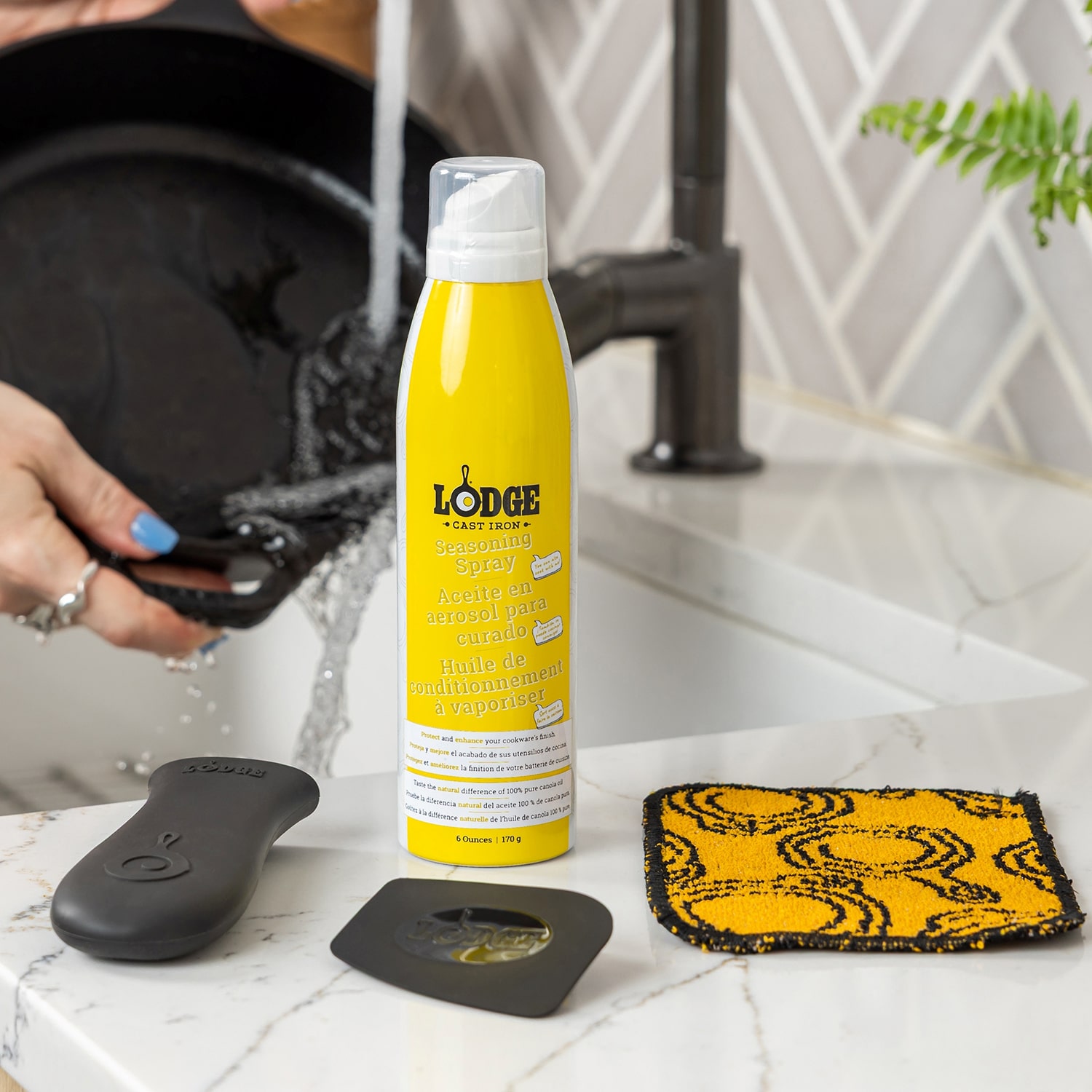 Lodge Cookware Seasoned Cast Iron Care Kit