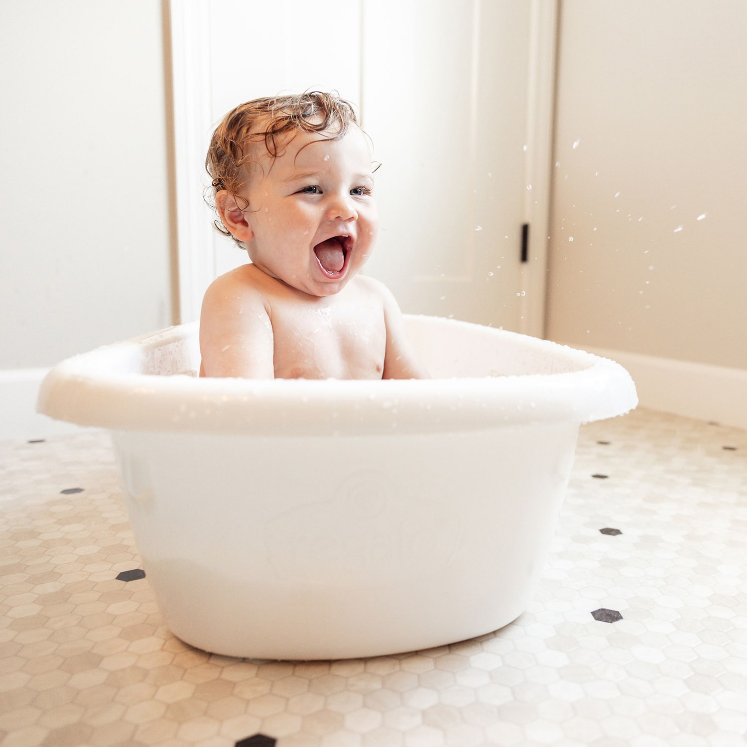 Regalo Baby Bath Tub