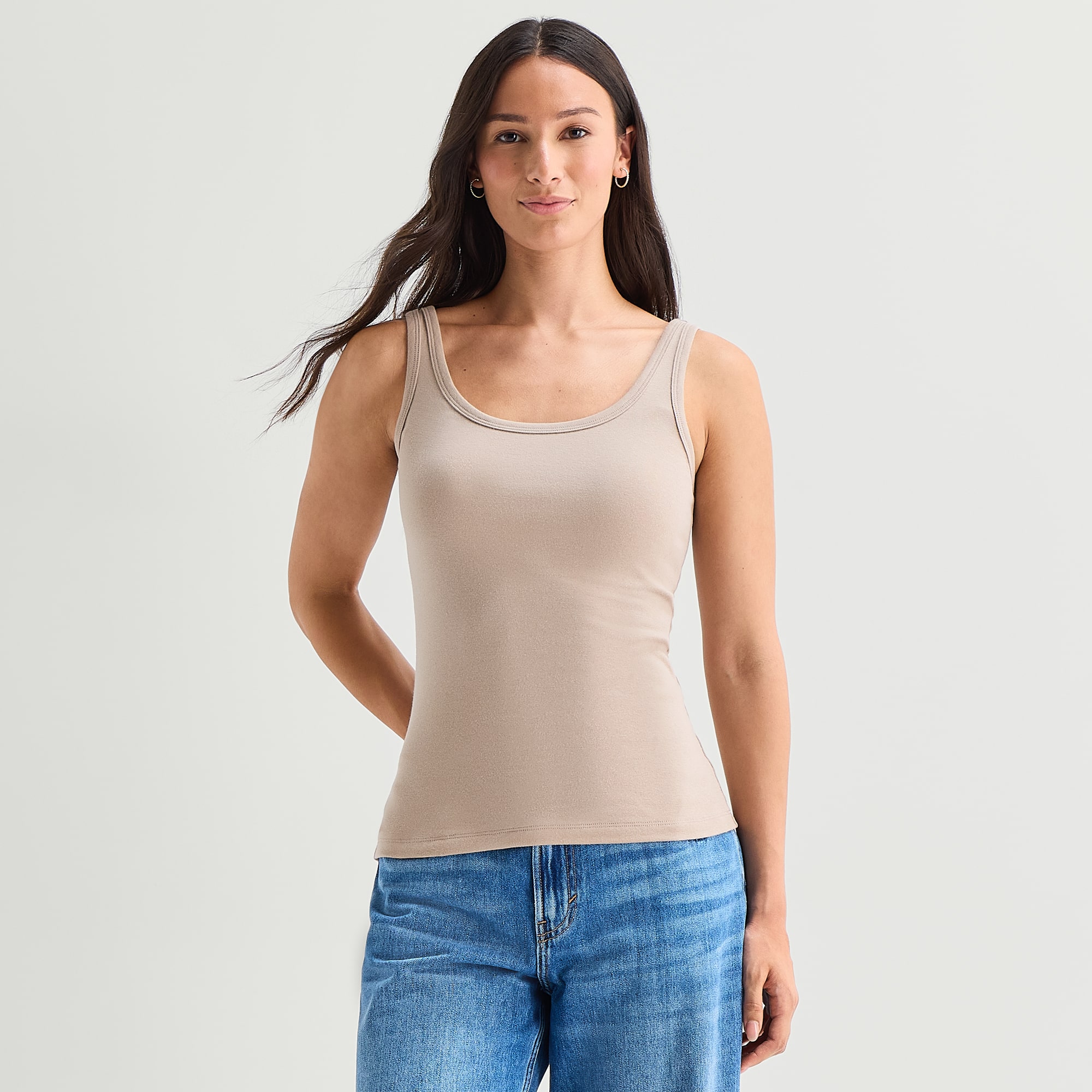 A.N.A Womens Round Neck Sleeveless Tank Top
