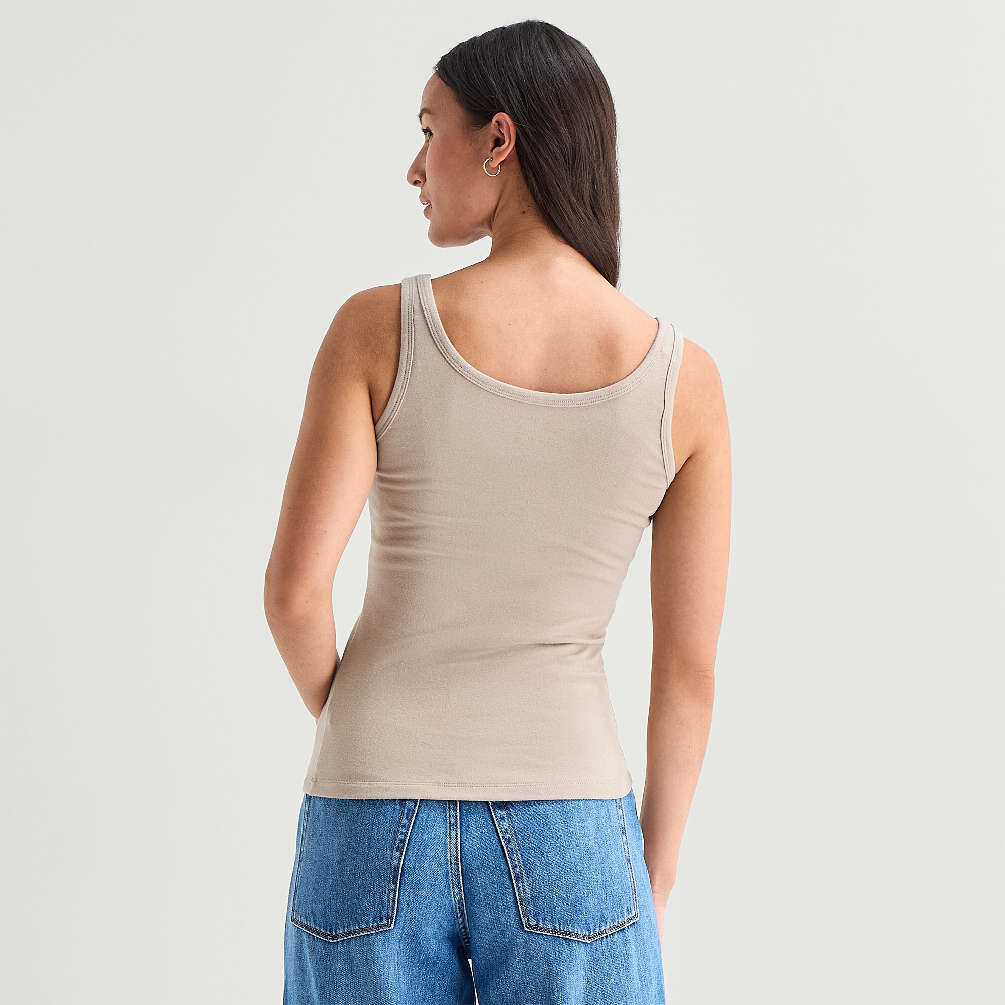 A.N.A Womens Round Neck Sleeveless Tank Top