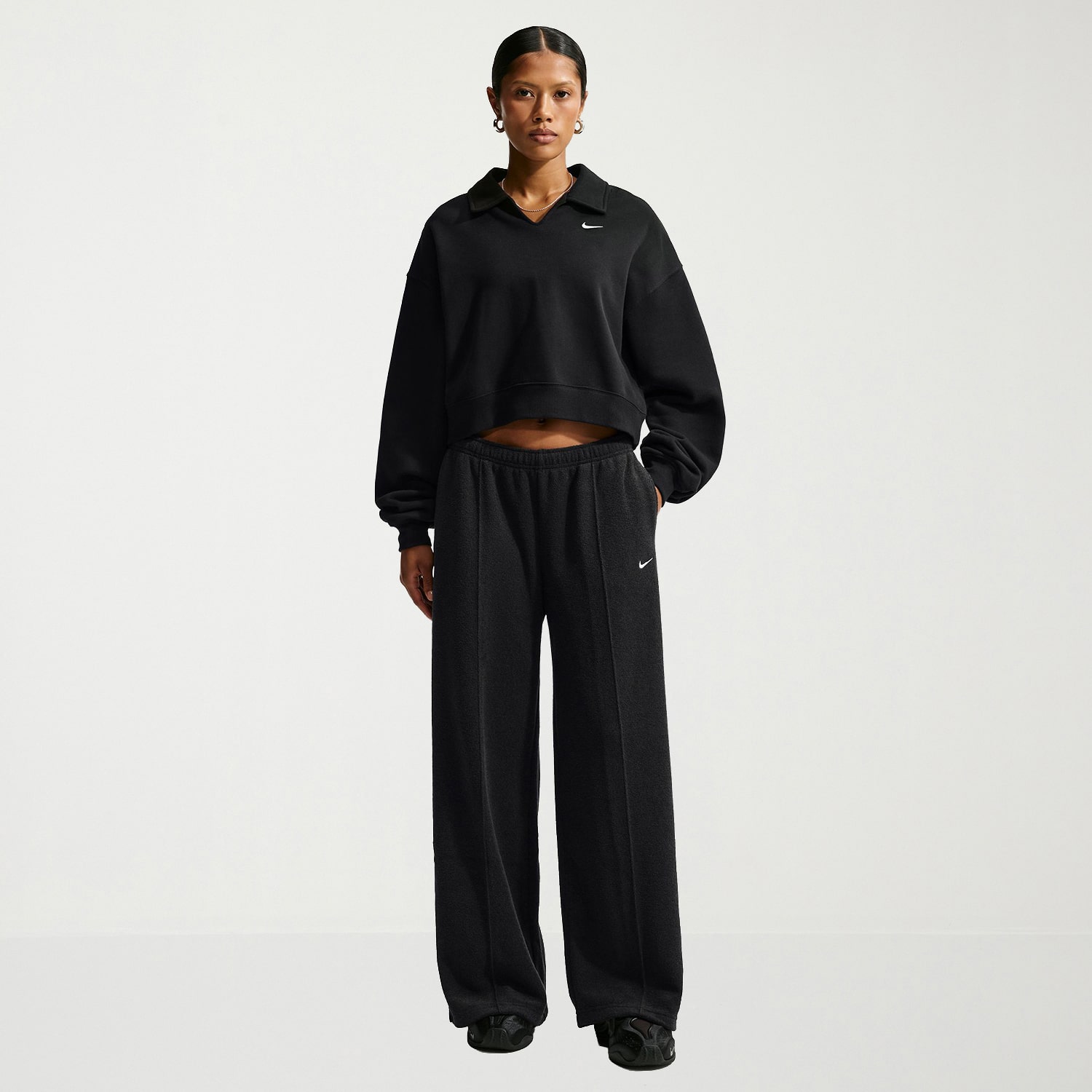 Nike Womens Drawstring Waist Wide Leg Mid Rise Relaxed Fit Fleece Sweatpant