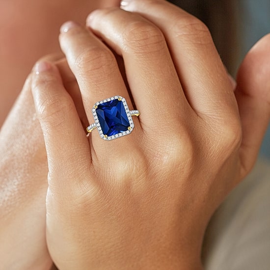 (G-H/Si2-I1) Womens 1/4 CT. T.W. Gemstone 10K Gold Halo Side Stone Cocktail Ring