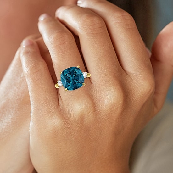 (G-H / Si2-I1) Womens 1/4 CT. T.W. Gemstone 10K Gold Cushion 3-Stone Cocktail Ring