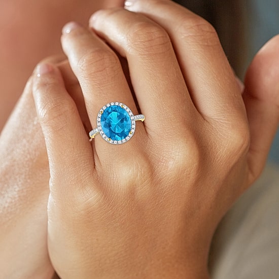 (G-H/Si2-I1) Womens 1/4 CT. T.W. Gemstone 10K Gold Oval Halo Side Stone Cocktail Ring
