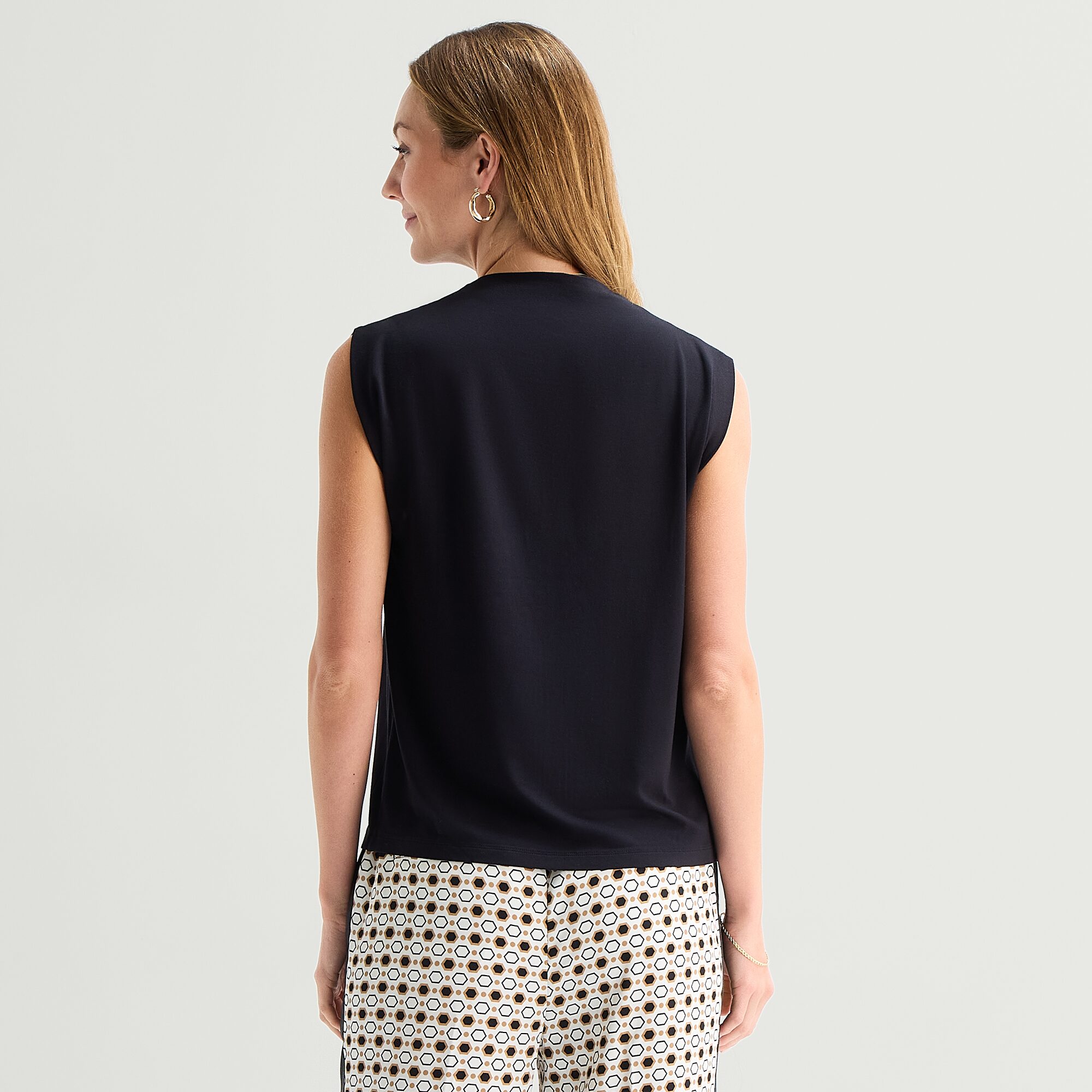 Liz Claiborne Womens Draped Neck Sleeveless Blouse