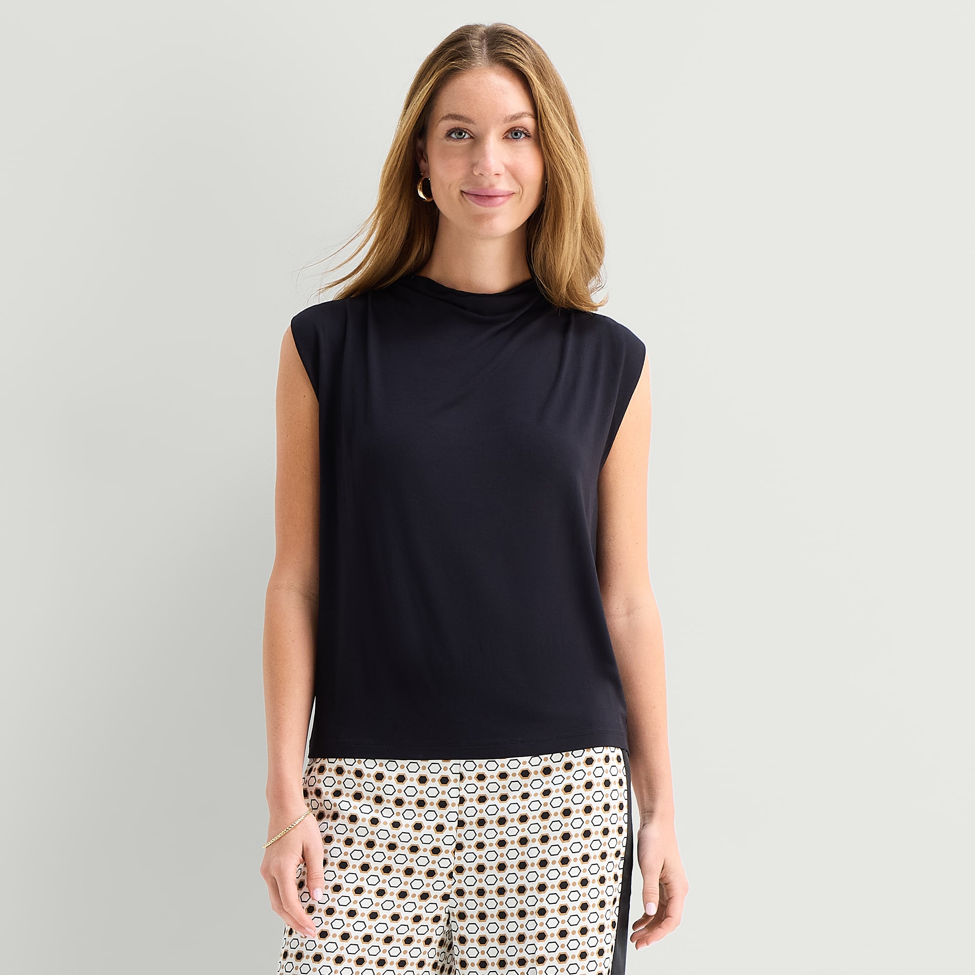 Liz Claiborne Womens Draped Neck Sleeveless Blouse