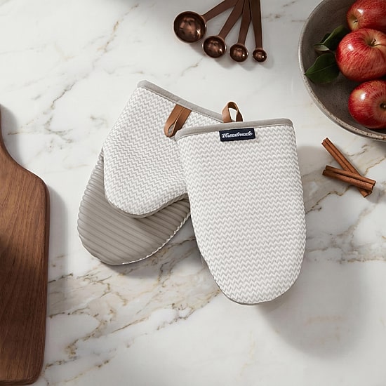 Threadmade Sirena Mini 2-pc. Oven Mitt - JCPenney