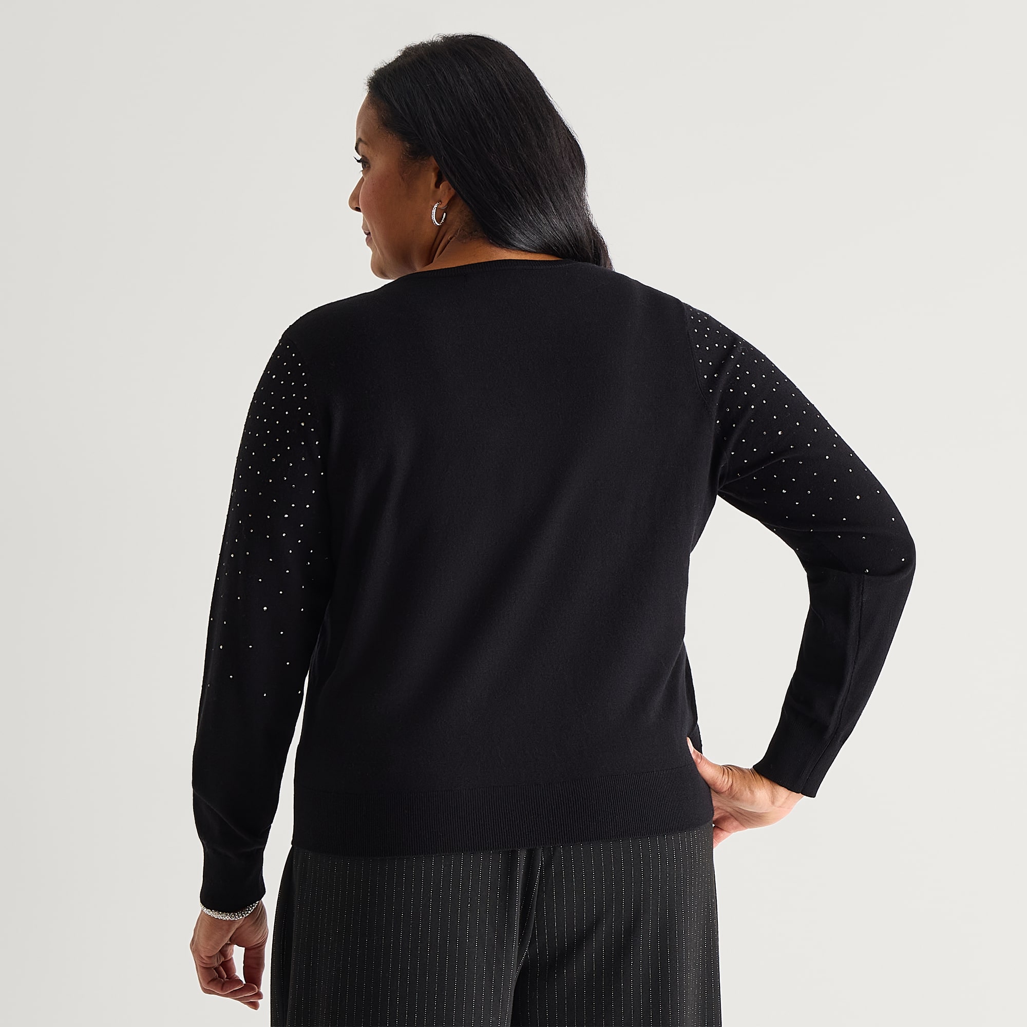 Liz Claiborne Plus Womens Crew Neck Embellished Long Sleeve Pullover Sweater