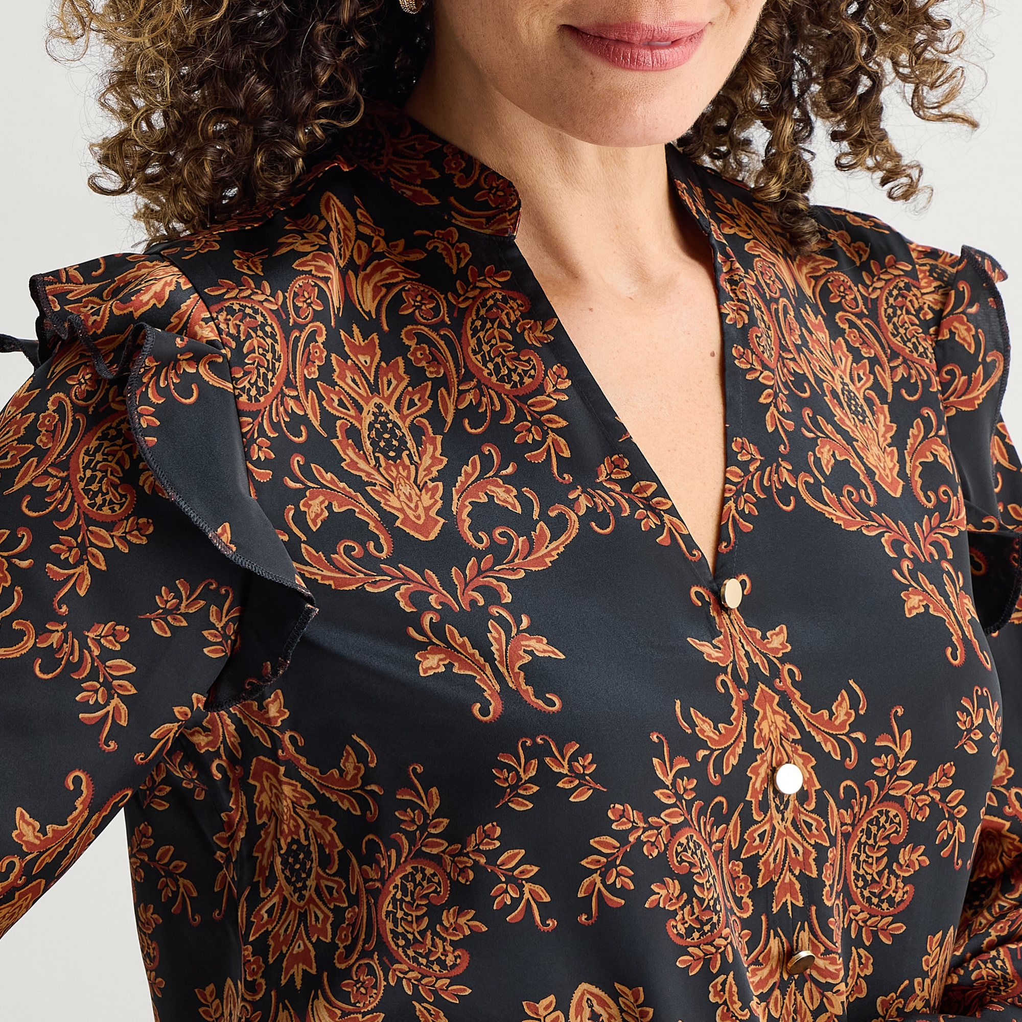 Liz Claiborne Womens V Neck Long Sleeve Blouse