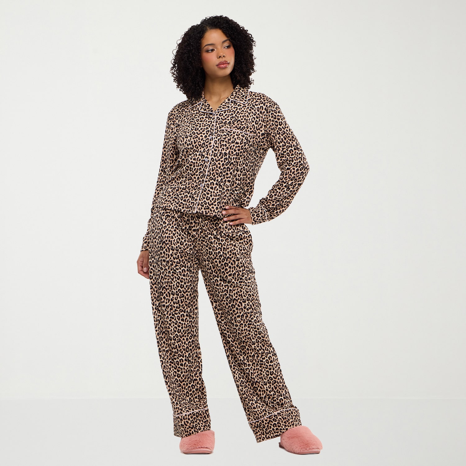 Forever 21 Womens Long Sleeve Juniors Pajama Set