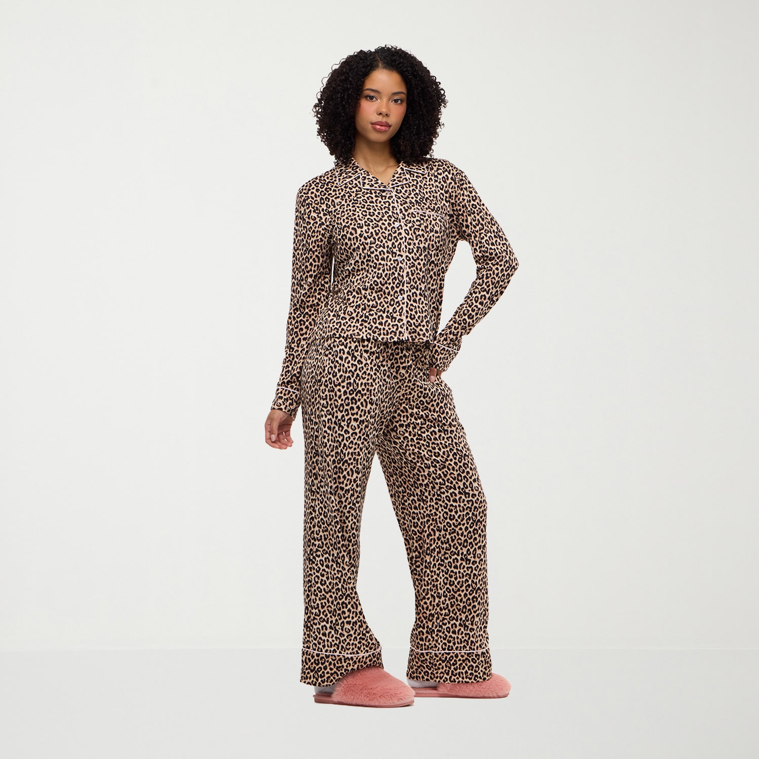 Forever 21 Womens Long Sleeve Juniors Pajama Set