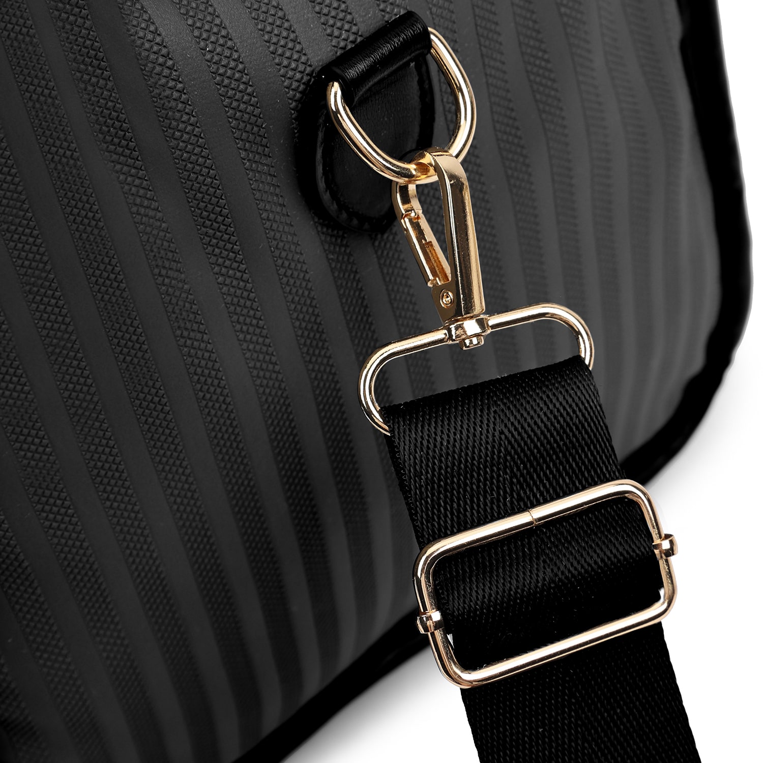 IZOD Vero Duffel Bag
