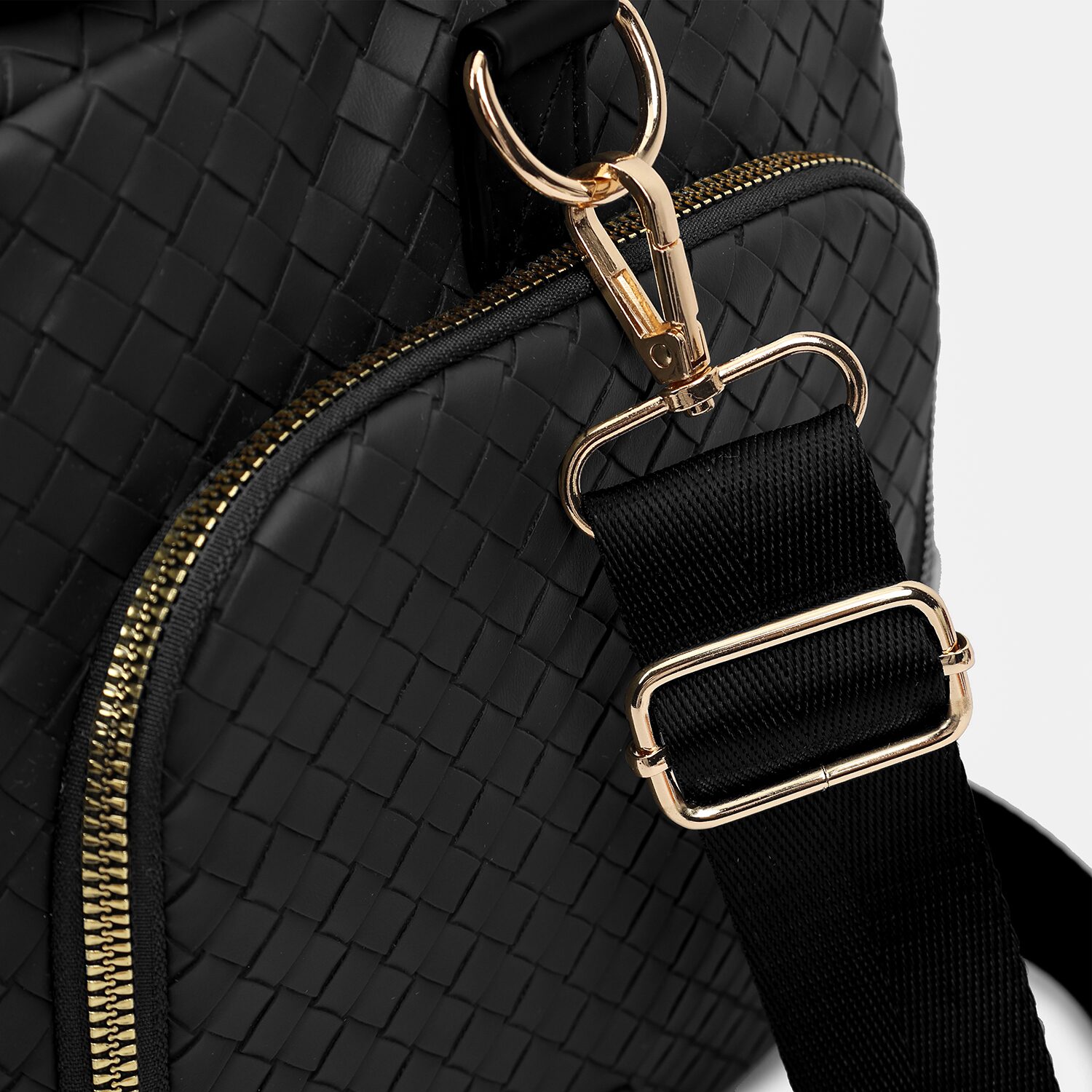 IZOD Sorelle Duffel Bag