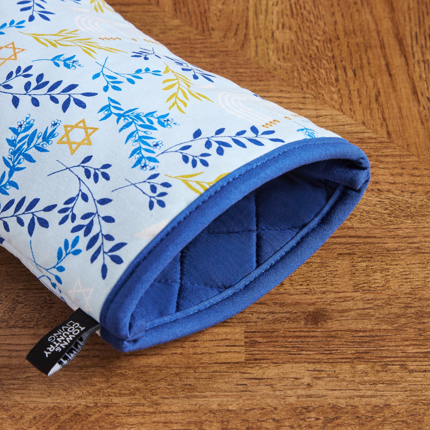 Town And Country Hanukkah Dance 2-pc. Oven Mitt