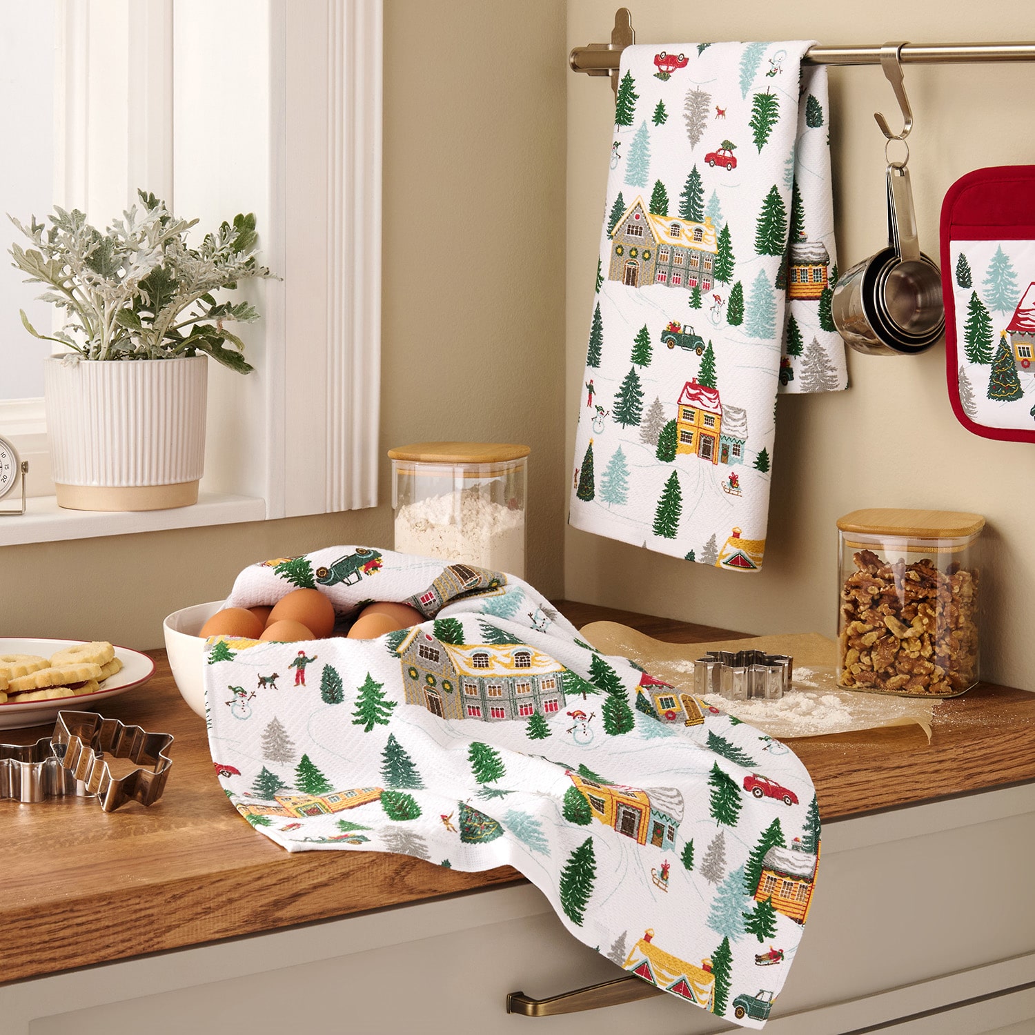 Town And Country Modern Winter House 2-pc. Kitchen Towel