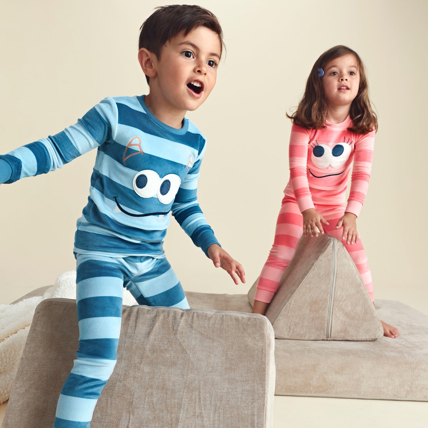 Carter's Dreamplush Toddler Boys Crew Neck Long Sleeve 2-pc. Pajama Set