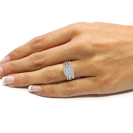 (F / Si1-Si2) Womens 1 1/2 CT. T.W. Lab Grown White Diamond Sterling ...