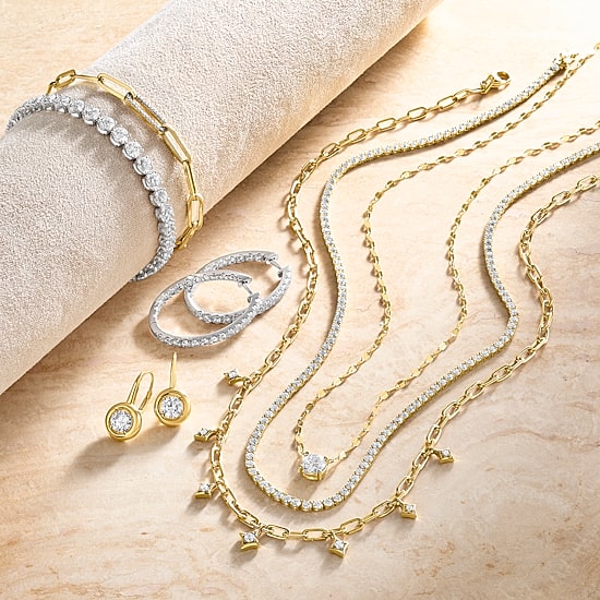 Diamond Addiction (G-H / Si2-I1) Womens Lab Grown Diamond 10K Gold 8 Inch Hollow Paperclip Chain Bracelet