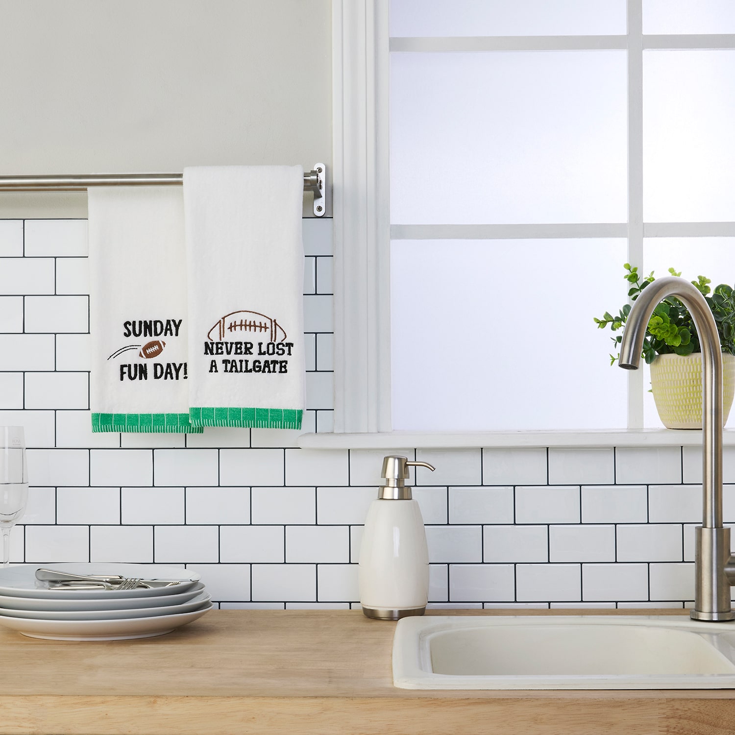Saturday Knight Sunday Fun Day 2-pc. Hand Towel