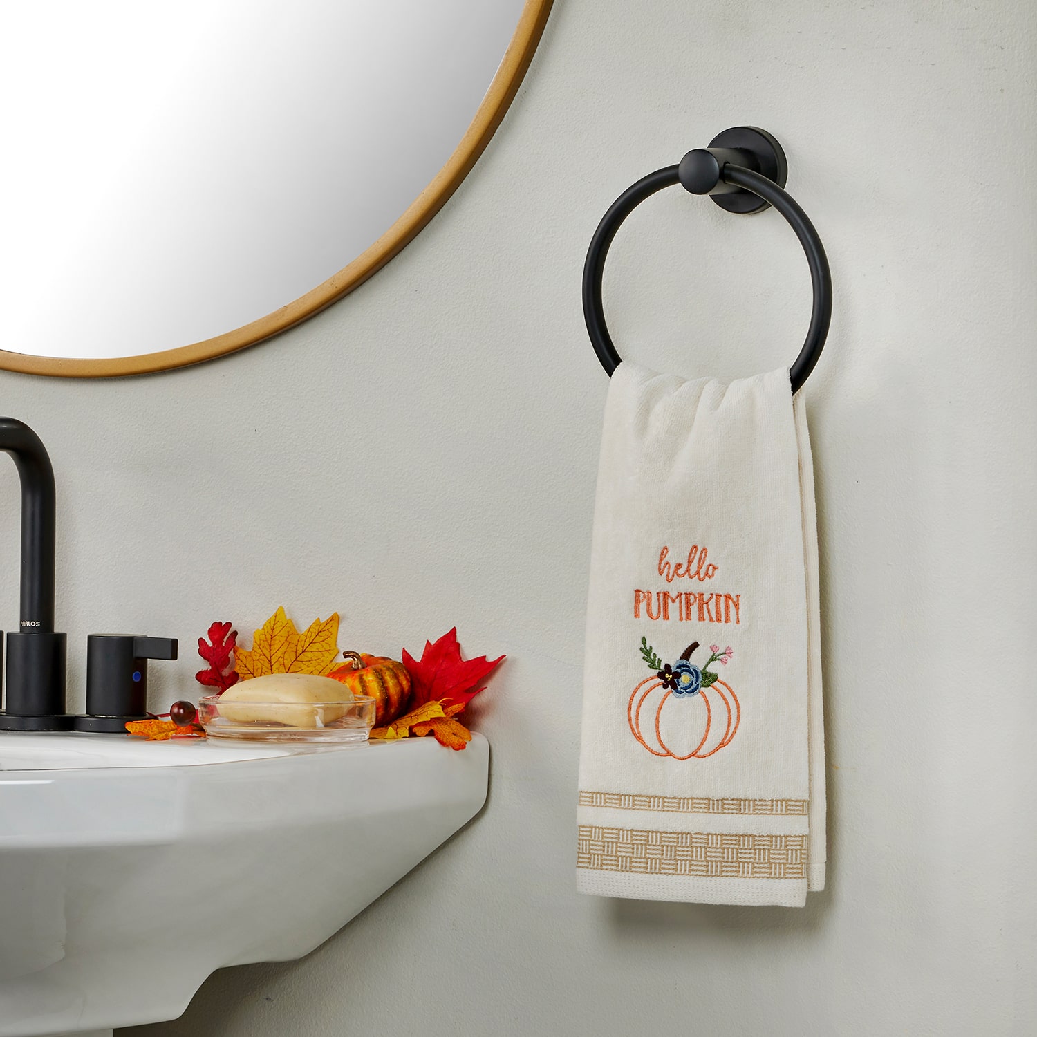 Saturday Knight Hello Pumpkin 2-pc. Hand Towel