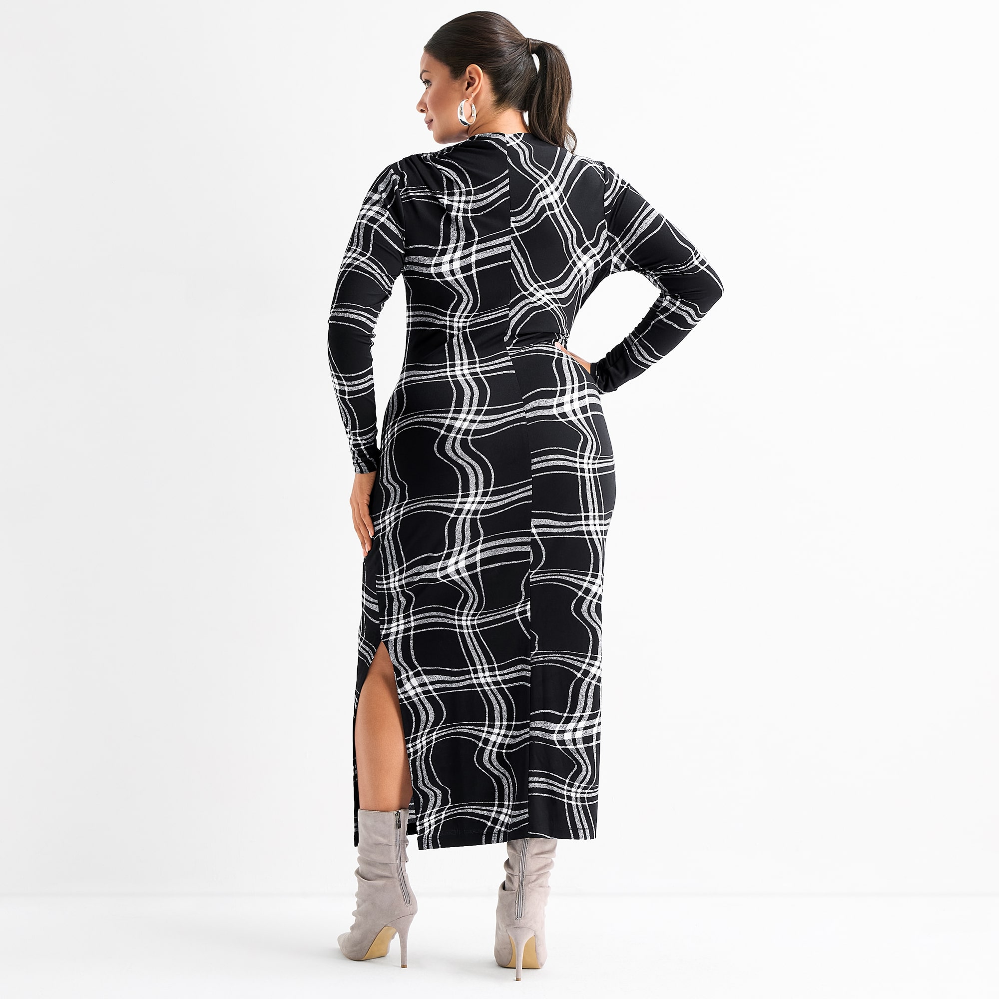 Ashley Graham Womens Plus High Neck Sleeveless Fitted Plaid Bodycon Dress